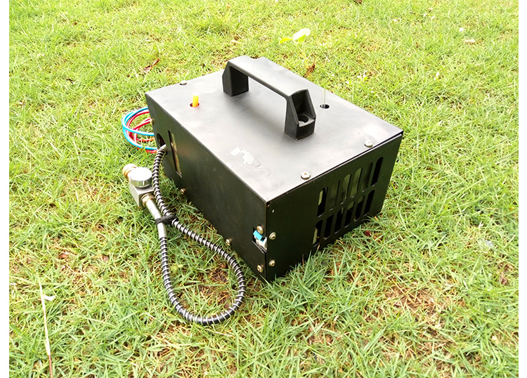 12-volt-powerful-air-compressor reciprocating compressor for hunting